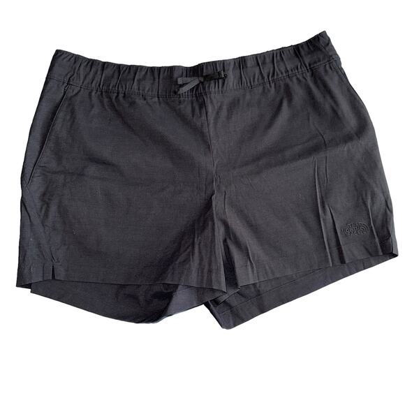 NWOT The North Face Women’s Shorts Sz L - Picture 1 of 6
